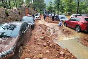 Miền Bắc còn mưa nữa không?