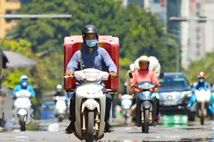 Miền Bắc nóng như mùa hè