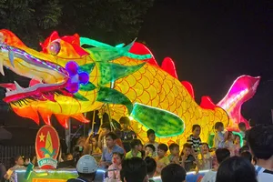 Đêm nay 29-9, vẫn thấy trăng rằm Trung thu tại TPHCM