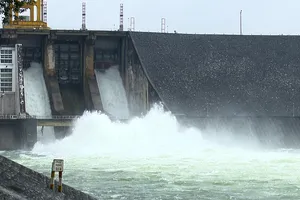Thac Ba Hydropower increases discharge, downstream levels may rise 2-3 meters