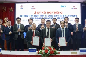 Chiều 12-12, EVN ký hợp đồng xây dựng đường dây nối điện lưới ra Côn Đảo