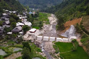 Khánh thành công trình ngăn chặn lũ bùn và đá đầu tiên ở Việt Nam