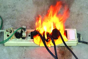 An toàn sau công tơ - ngăn chặn nguy cơ cháy nổ điện tại nhà