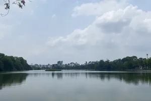 Vì sao phía Bắc sang hè nhưng vẫn có không khí lạnh?