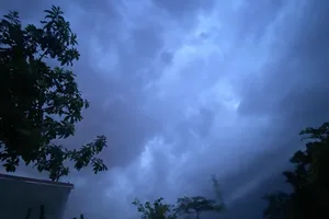 Bão sắp vào Biển Đông, xác suất cao đổ bộ đất liền nước ta