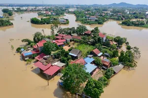 Dự báo mưa lũ dồn về miền Trung trong tháng 10