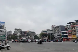 Miền Bắc và miền Trung oi nóng trước khi có đợt không khí lạnh tràn về