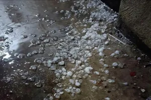 Nhiều nơi ở phía Bắc xuất hiện mưa đá