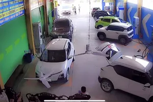 Nghiên cứu giá điện theo khung giờ để điều tiết thời gian sạc xe điện