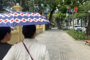 Cuối tuần, TPHCM oi nóng trở lại, Hà Nội lên 38-39 độ C