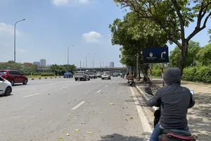 Nam bộ tiếp tục có mưa, nắng nóng diện rộng ở Bắc bộ và Trung bộ