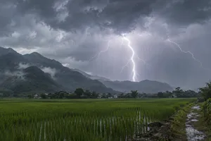 Mưa dông, sét ở miền núi phía Bắc: 1 người tử vong, 1 người bị thương