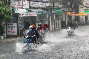 Hôm nay 6-10, Trung bộ và Nam bộ mưa lớn