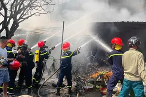 Podcast bản tin tối 18-4: Vụ cháy tại chợ An Lỗ, TP Huế gây thiệt hại hàng tỷ đồng