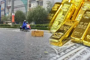 Podcast bản tin trưa 17-5: Mưa xuất hiện diện rộng, cảnh báo dông lốc ở TPHCM; Giá vàng nhẫn 9999 sáng cuối tuần nơi tăng, nơi giảm