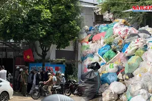 Podcast bản tin trưa 30-7: Vĩnh Long: Rác chất đống trên đường, chợ, công viên; Nghi án người đàn ông sát hại bạn gái