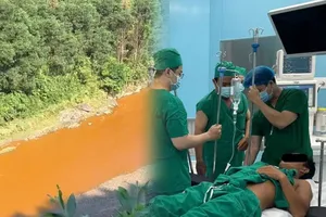 Podcast bản tin tối 6-9: Nghệ An: Nước suối Nậm Huống bất ngờ đổi màu đỏ quạch; Côn Đảo: Lần đầu tiên thực hiện phẫu thuật nội soi cho bệnh nhân