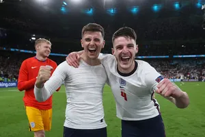 Đôi bạn Mason Mount và Declan Rice: hai chọn lựa – hai ngã đường tới đỉnh cao