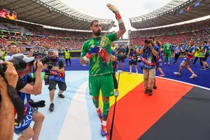 Squadra Azzuri: Trời xanh tan vỡ và đêm đen ở chân trời