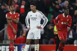 Jude Bellingham: “Liverpool mạnh nhất châu Âu”. Arne Slot ngợi khen thủ môn nhà còn Carlo Ancelotti đối diện bị nguy cơ sa thải