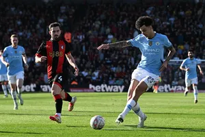 Nico O'Reilly kiến tạo bàn gỡ hòa của Erling Haaland cho Manchester City trong chiến thắng 2-1 trước Bournemouth. Ảnh: Graham Hunt/ProSports/Shutterstock
