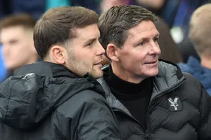 Glasner và Hürzeler gác tình bạn sang một bên khi C.Palace đấu Brighton ở trận derby A32