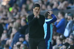 Cái bóng Real Madrid hiện lên để lại Arsenal với nhiều câu hỏi hơn