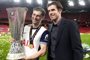 Gareth Bale ăn mừng cùng đội bóng cũ: 'Quên Spursy đi, giờ có thể là Unitedy'