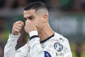 Sự cố ở Dublin: Ronaldo biến thành kẻ phản diện, phơi bày vấn đề của Bồ Đào Nha