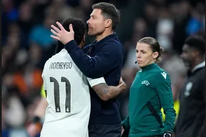 Xabi Alonso – ranh giới mong manh ở Madrid