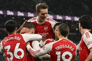 Cửa ải Tháng Giêng: Hành trình trên mặt băng của Arsenal