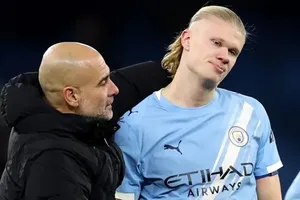 Man City hòa Brighton: “Cú đấm vào sườn” trong tháng khốc liệt của Guardiola