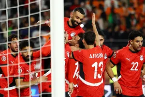 Salah thắp lửa, Ai Cập bừng tỉnh giữa ký ức vàng