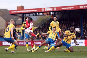 Vất vả vượt qua Mansfield ở FA Cup, Arteta vẫn đang học nghệ thuật xoay tua