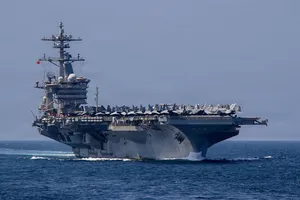 Tàu sân bay USS Abraham Lincoln tại khu vực Trung Đông. Ảnh: US Navy