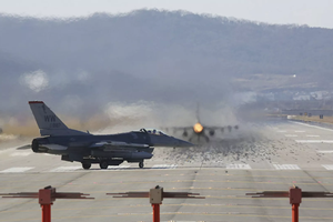 美韩联合军演。 