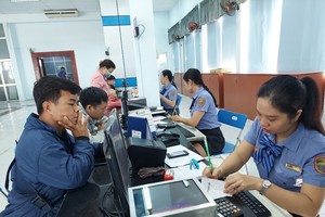 开售首日售出逾2万张春运火车票 