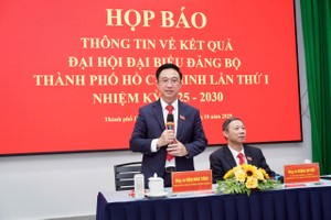 为胡志明市发展不断革新思维与更坚决地行动