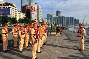 水路交警力量一律开展检查活动。 