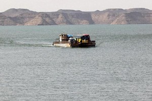 苏丹沉船事故致12人失踪