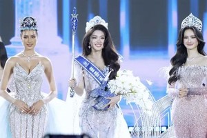 佳丽潘芳莺加冕2025年越南世界小姐冠军。