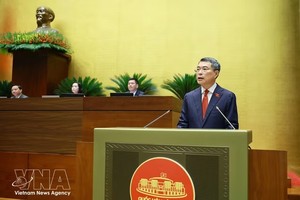 越南政府总理黎明兴发表讲话。 