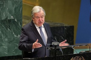 联合国秘书长敦促美伊继续谈判 强调尊重航行自由