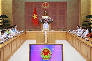 政府总理黎明兴同教育与培训部领导举行会议。