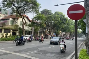 河内天气继续晴好，气温正逐渐升高。