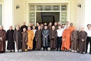 阮福禄副书记会见胡志明市越南佛教教会代表团。