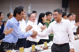 政府总理黎明兴在会上发表讲话。