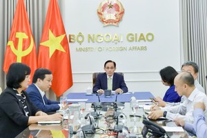党中央政治局委员、外交部部长黎怀忠与墨西哥联邦外交部部长罗伯托·贝拉斯科·阿尔瓦雷斯通电话。