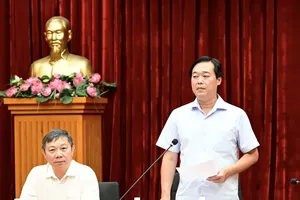 胡志明市市委常务副书记黎国峰作会议结论致辞。图：文明