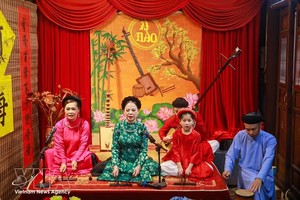 越南歌筹唱曲表演。
